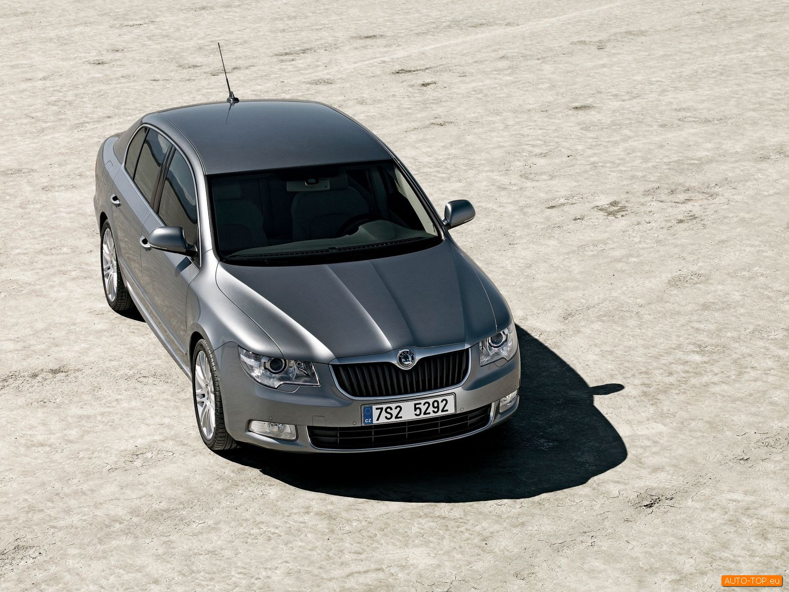skoda-superb-nova-02.jpg